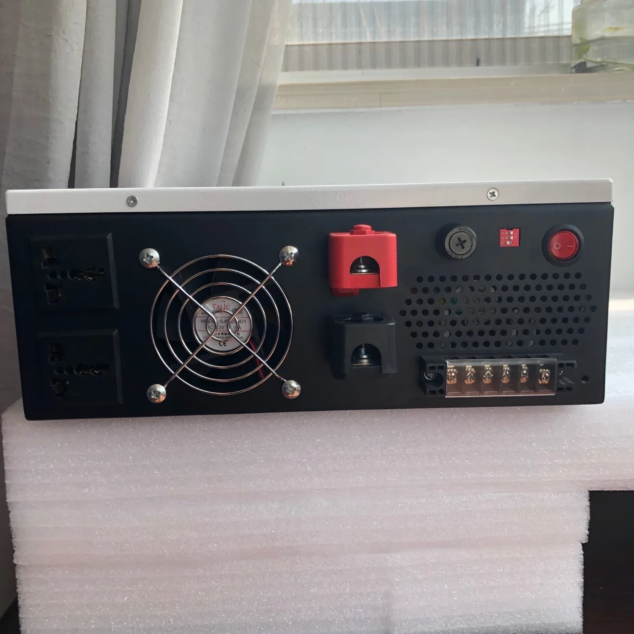 24V 48V 100ah 200ah Lithium Ion Phosphate Battery Storage Solar Energy Storage Powerwall for Home Use