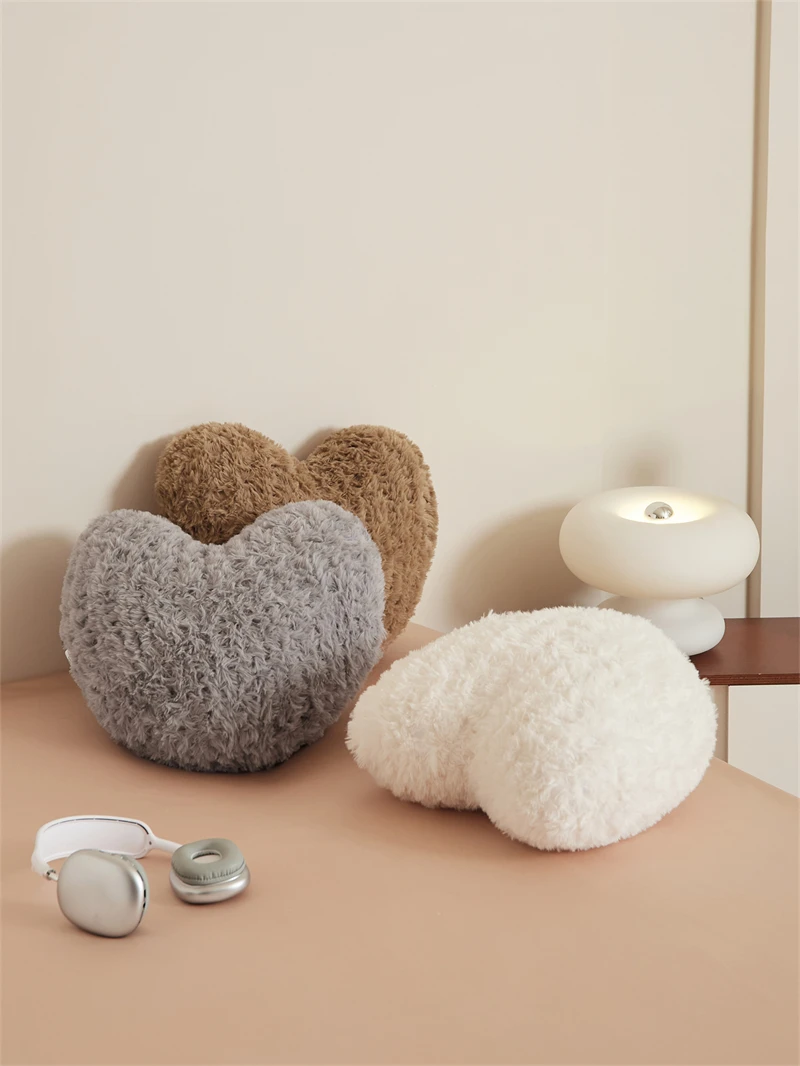 product heart shaped plush decorative pillows can be used for home decoration sofa pillows can be made as valentines day gifts nsj-56