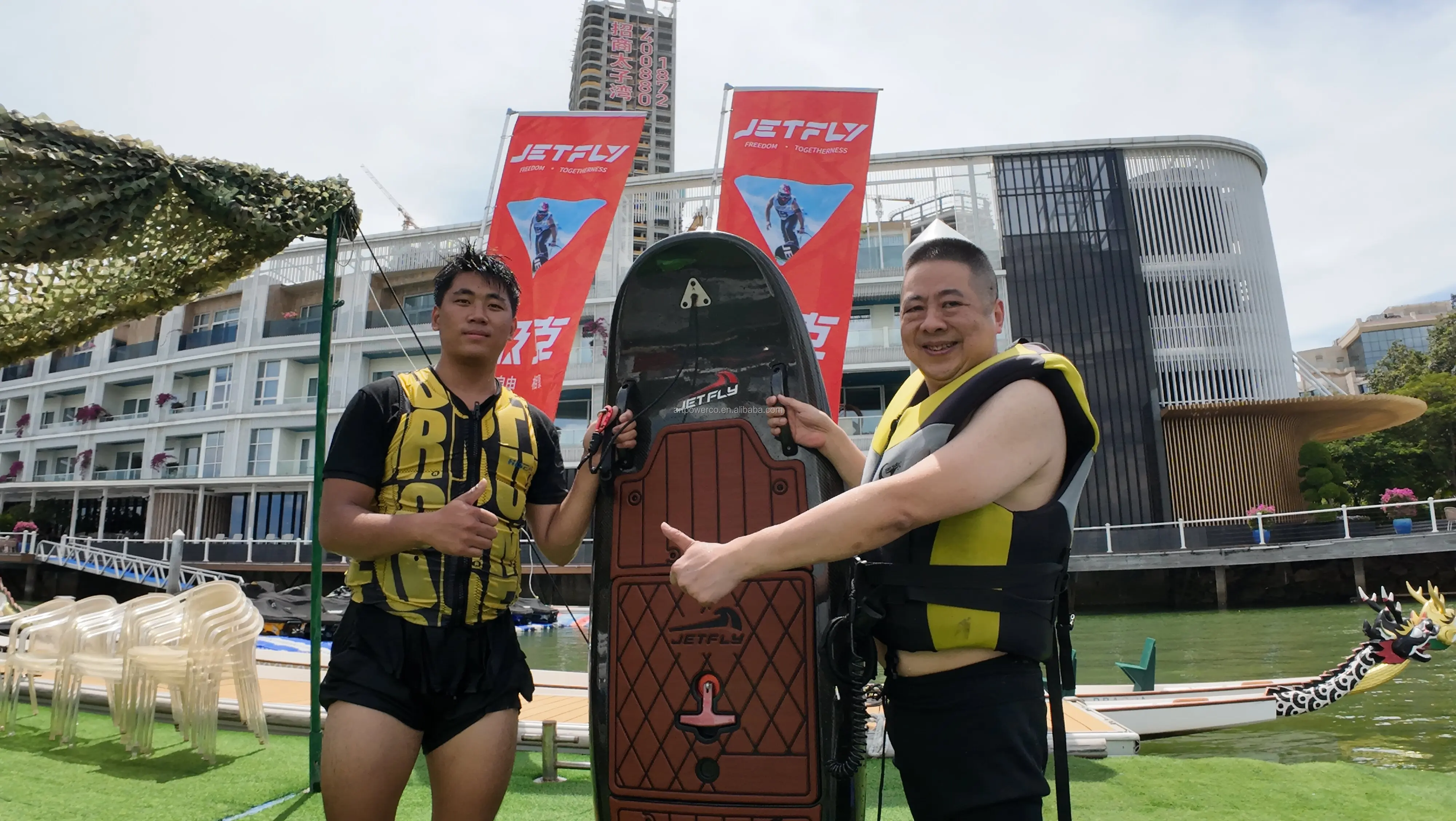 JetFly 01 Beginner Grade Unisex Carbon Fiber Electric Water Surf Board Battery 72v Powered Jet Surfboard Fin Ocean Waters supplier