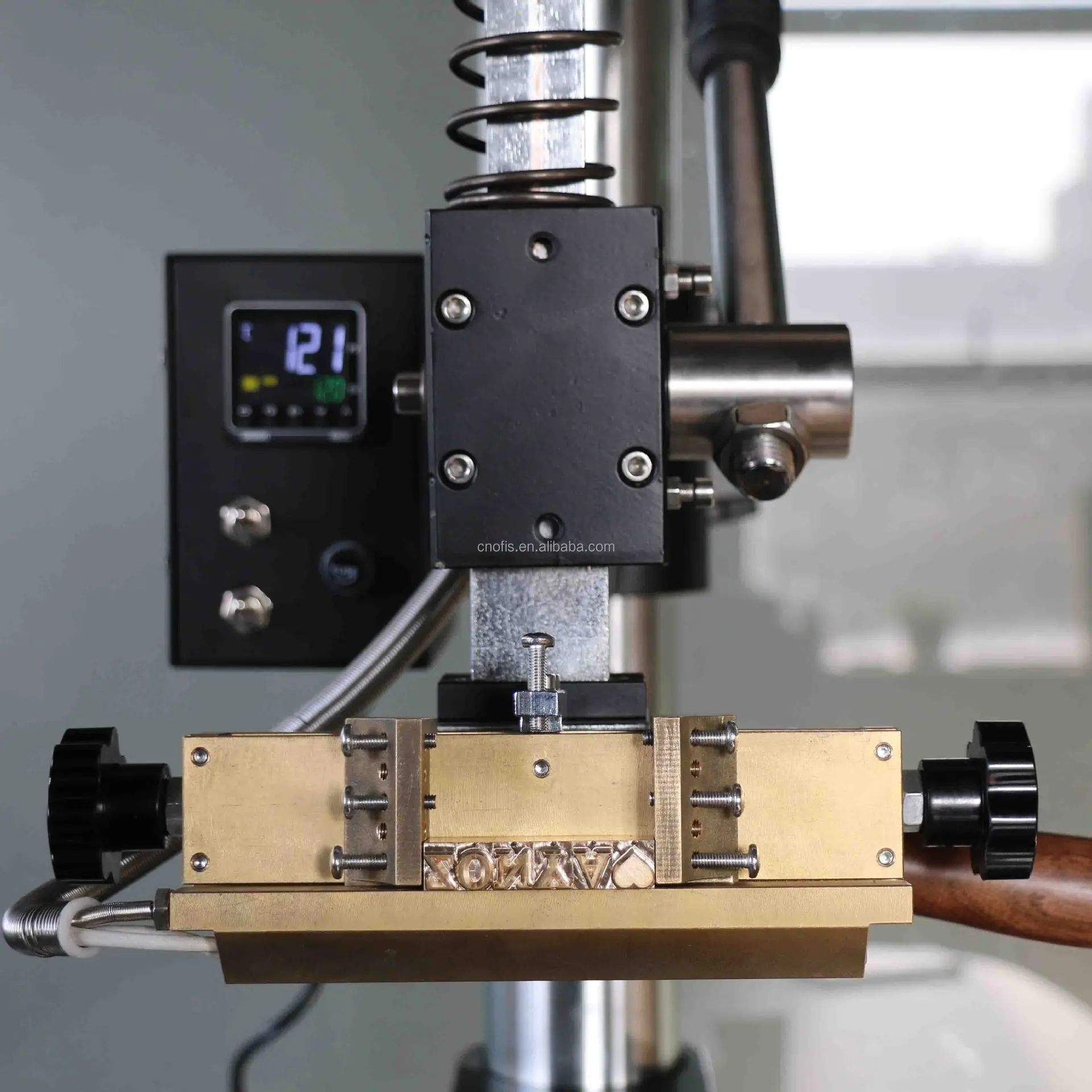 Ofis Manual Hot Foil Press Machine for Leather Paper Garments Plate-Logo Stamping & Print Usage