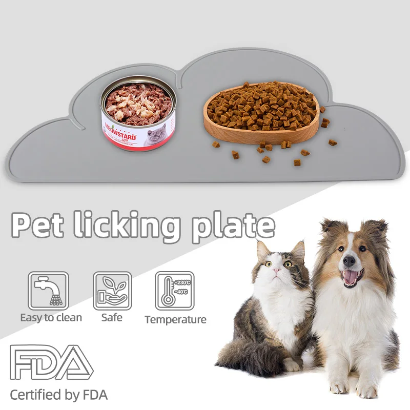 New design silicone pet cats licking mat BPA-free waterproof silicone pet dogs meal bowl mat