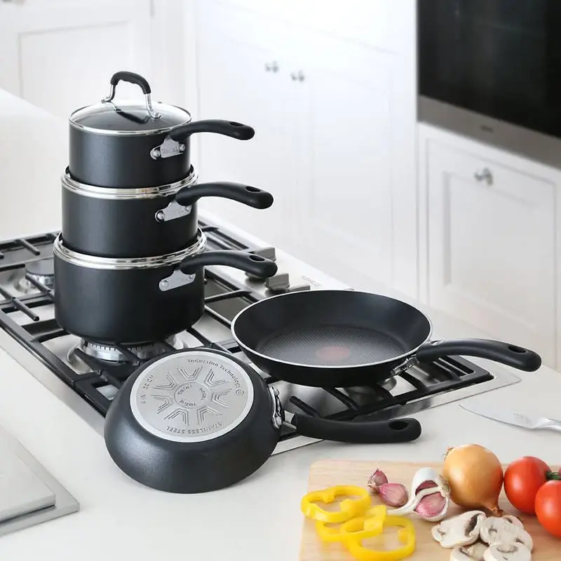 Home Kitchen 5 Pieces Black Metal Cast Iron Non Stick Chinese Cookware Set