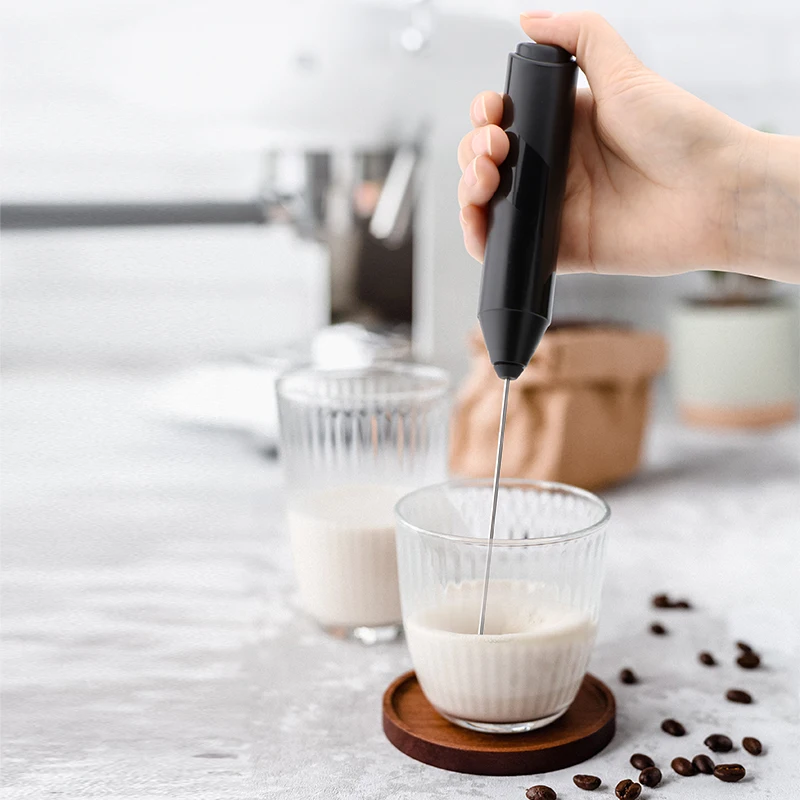 Wholesale Handheld Battery Operated Electric Milk Frother Automatic Whisk Frother for Coffee Frappe, Matcha, Hot Chocolate