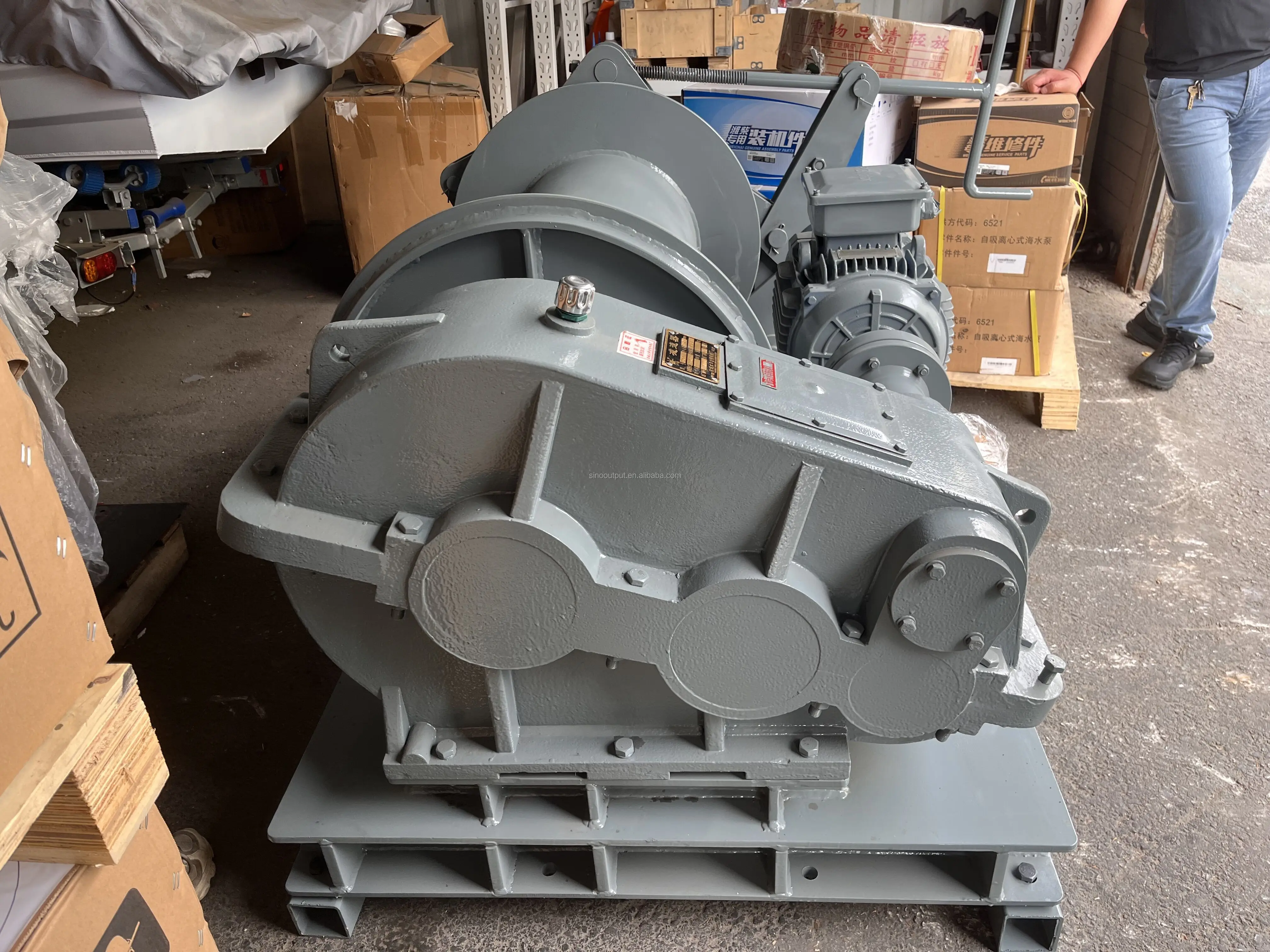 marine electrical winch
