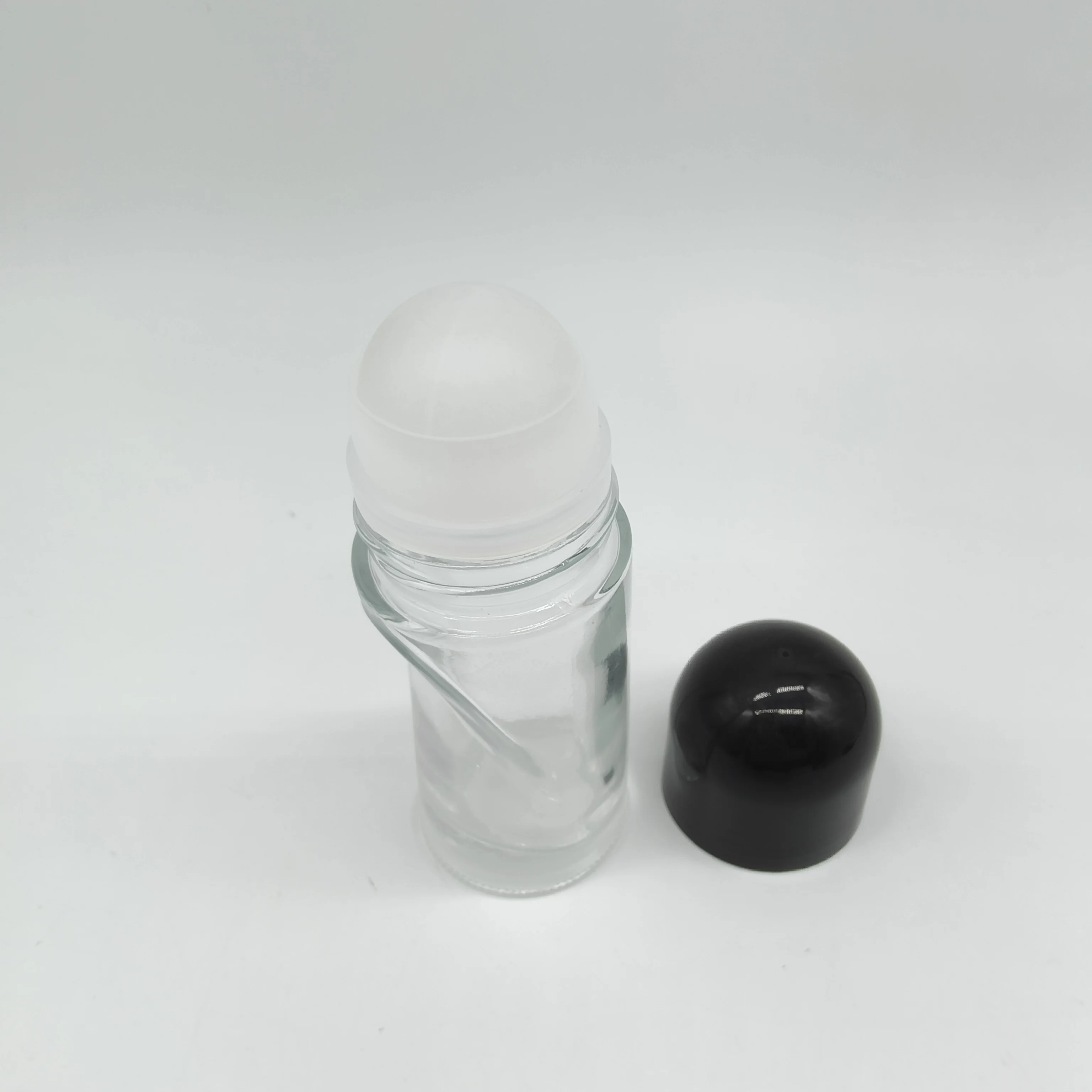 product 50ml hot sale empty clear essential oil bottle glass perfume bottle roller glass bottle with black pp lid-30