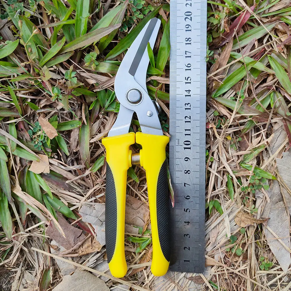 Heavy duty industrial scissors