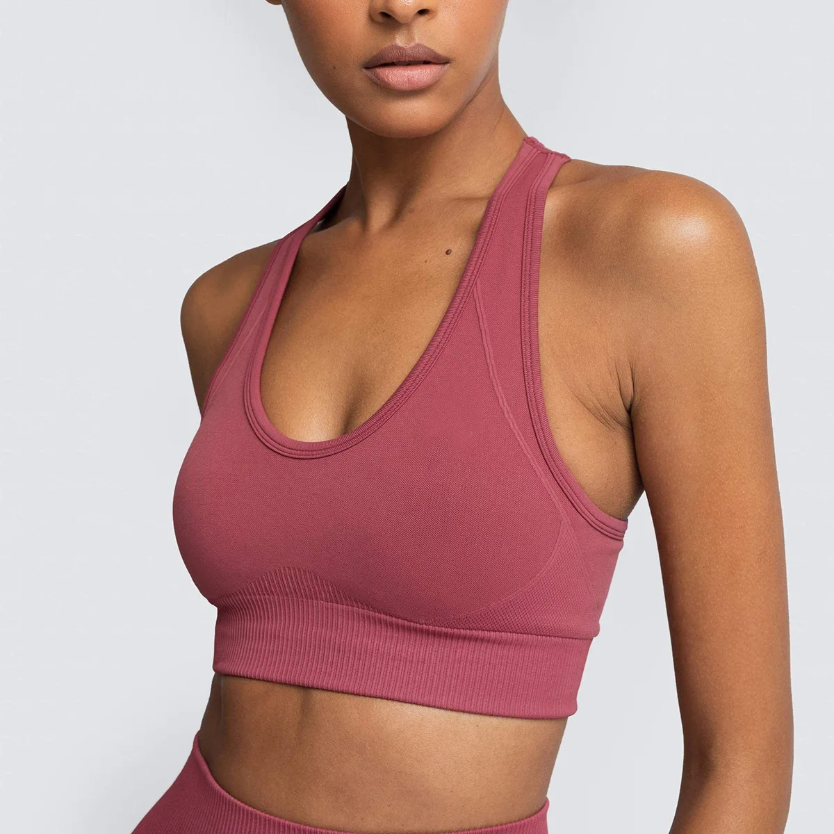 Wholesale Custom Super Soft Breathable Gather Stereotypes Thin Cup Bras Women Sport Yoga Bra Top