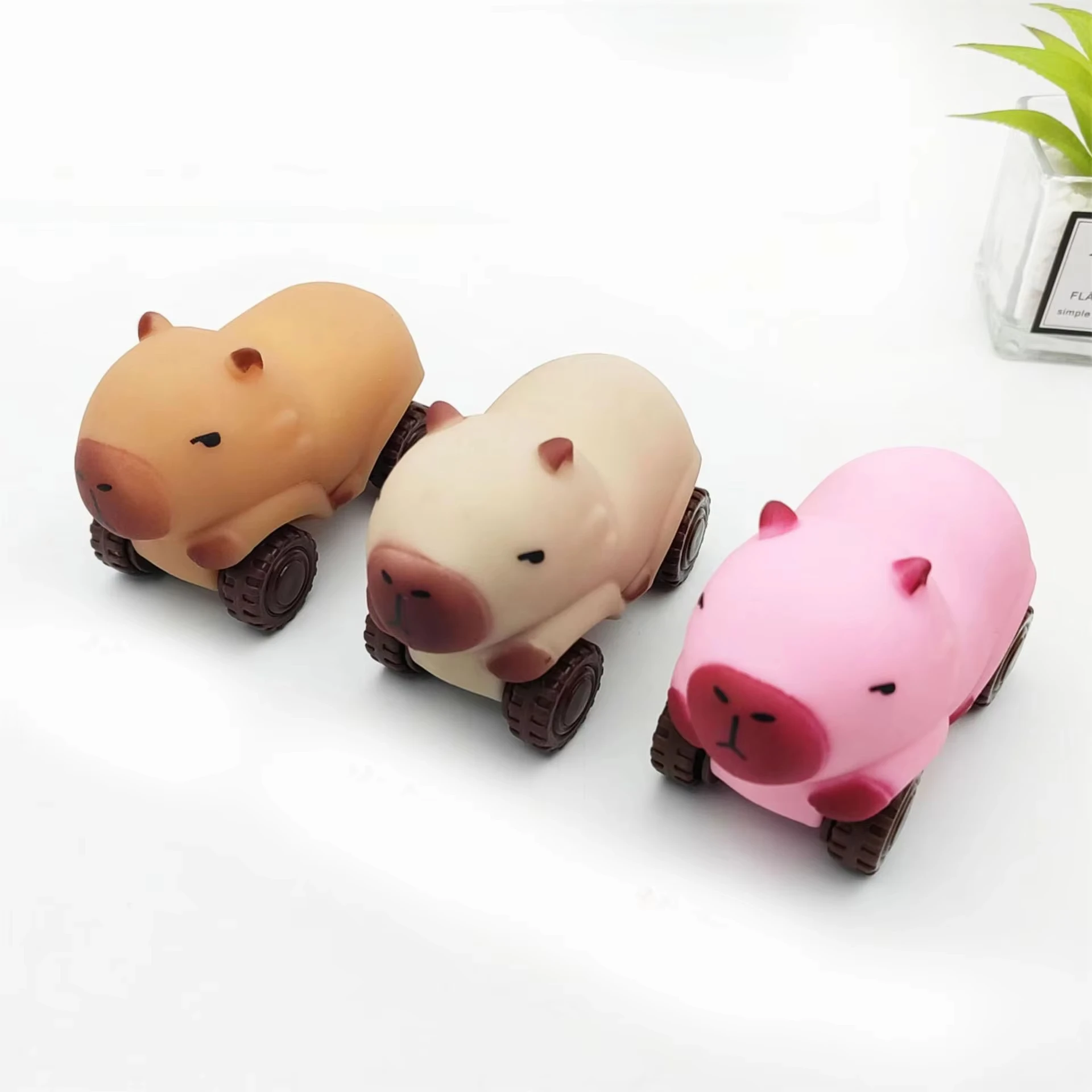 Wholesale Cheap Price Pulling and tugging Mini Car Cute TPR Stress Relief Caviidae Animal Vehicle Toys  Fidget Decompress Toy