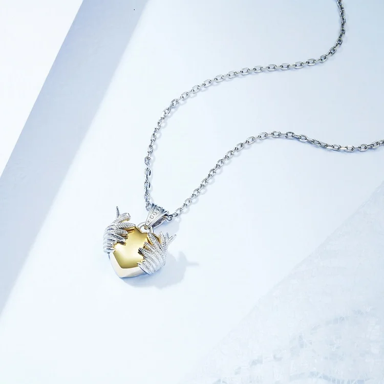 angel heart necklace (5).png