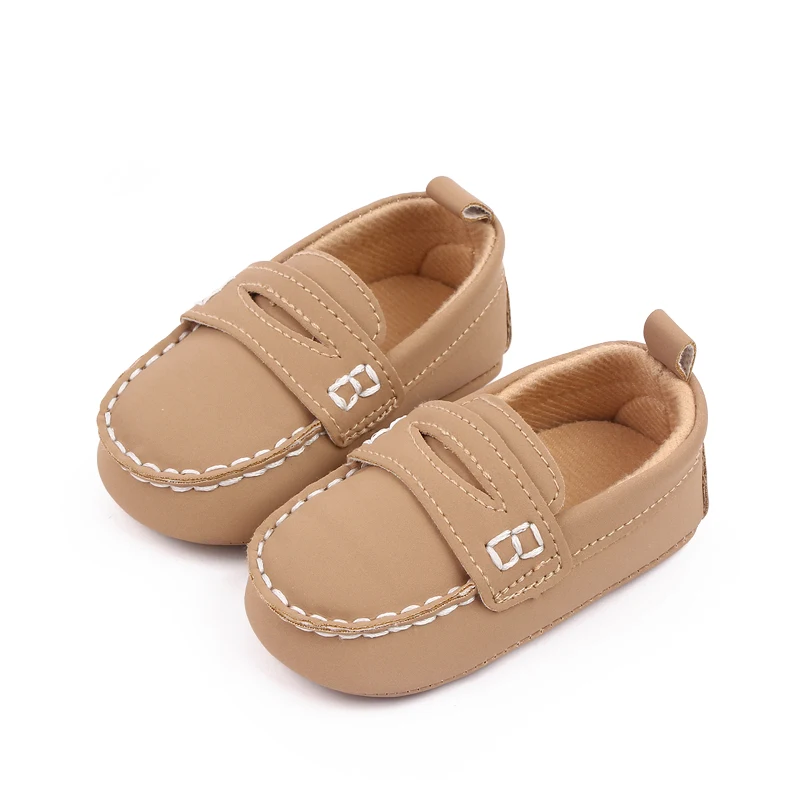 Baby Solid Color Toddler Shoes Fashion Peas Shoes British Style Spring and Autumn Infants Shoes supplier