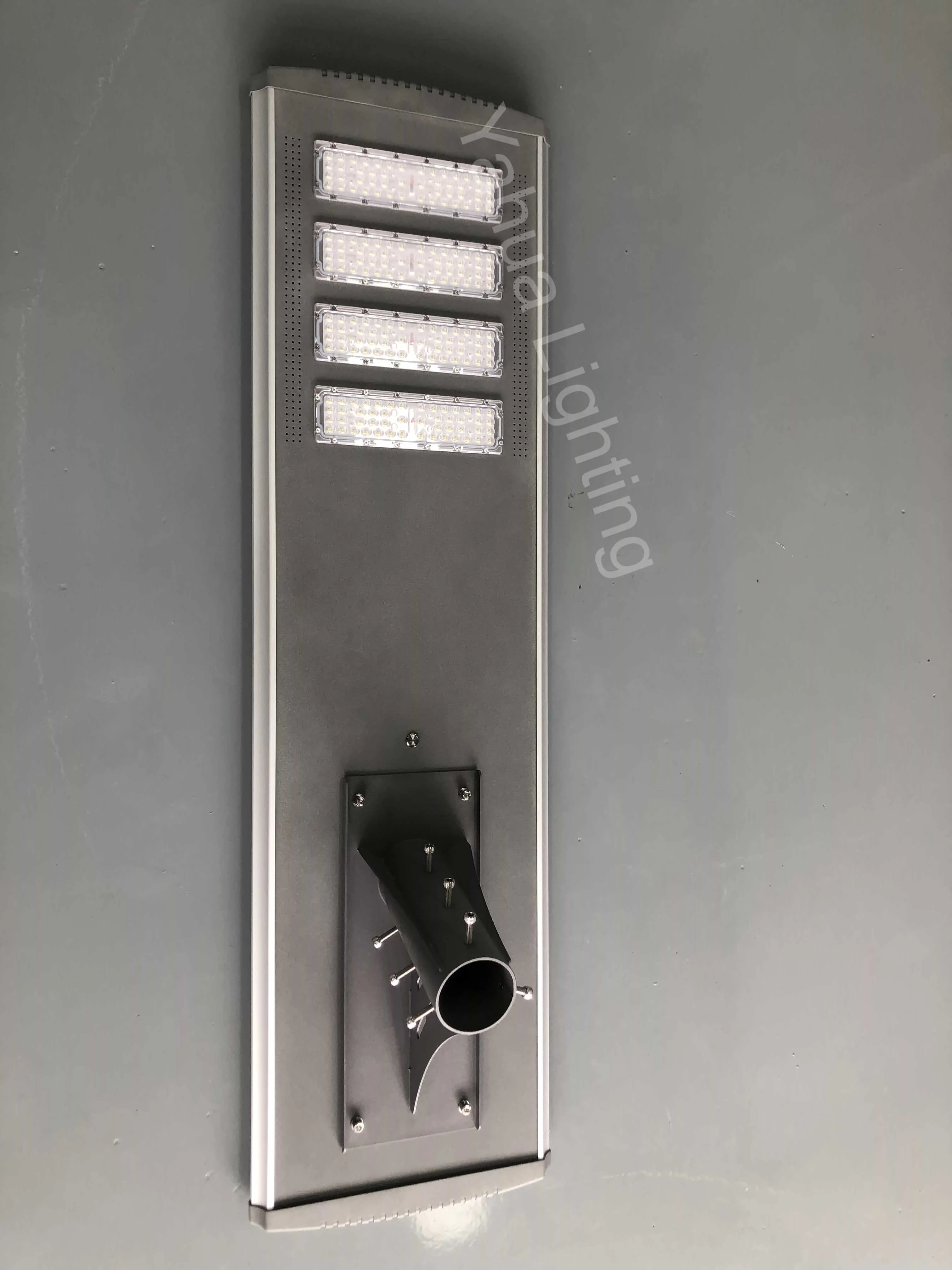 Todos em um IP65 Solar Street Light 60w Solar Street Light Utilização para estrada rodoviária 1