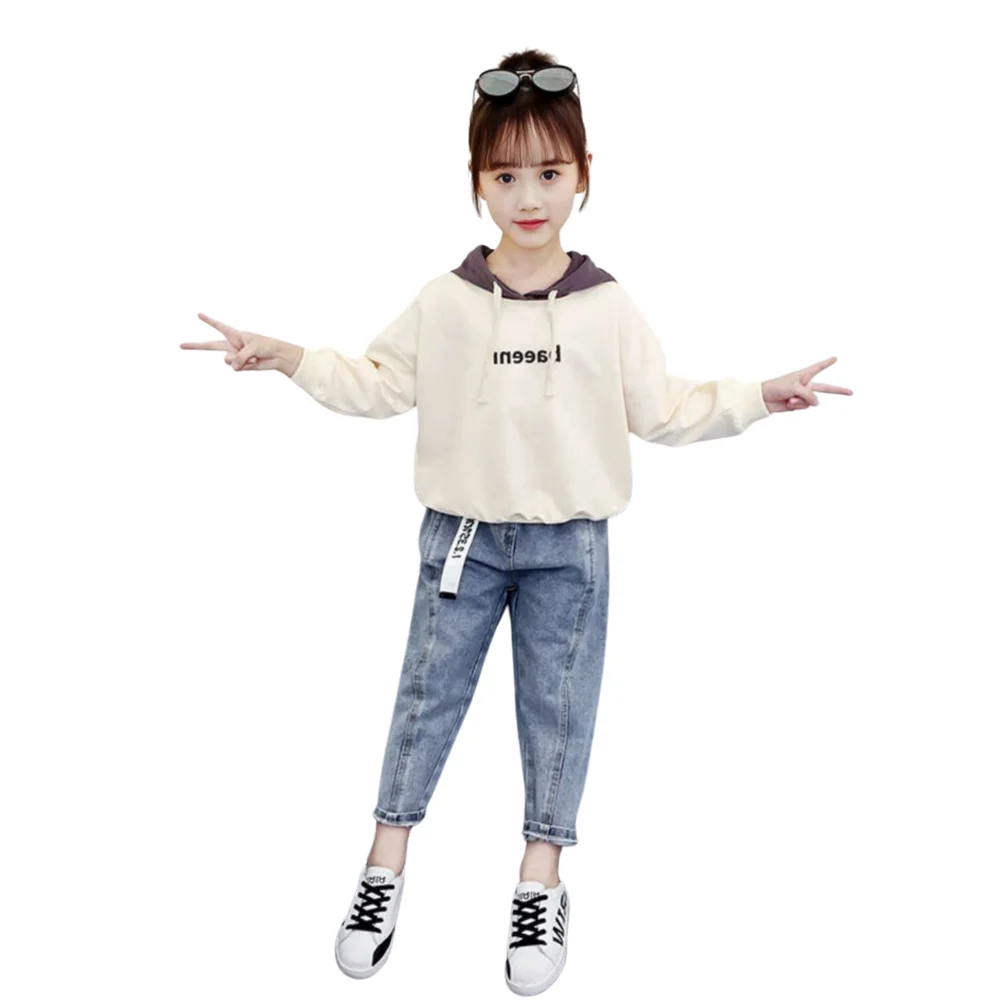 Attractive Stylish Fashion Wear Girls Clothing Sets New Design Baby For All Season Wearable Pants T Shirts Wholesale Price 2023