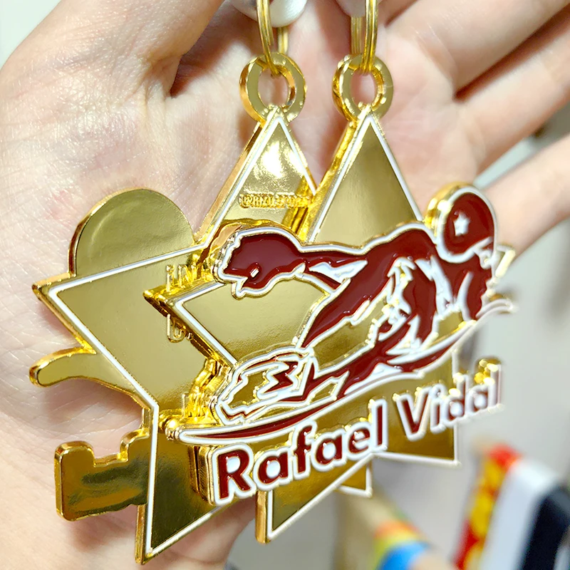 Custom Designed Zinc Alloy 3D Sports Medals Manufacturer's Award Metal Crafts for Soccer and Badminton Swimming supplier