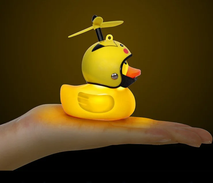 OEM & ODM Outdoor Multi-function Rubber Duck Wholesale Inflatable Little Yellow Duck Customized Helmet Rubber Duck