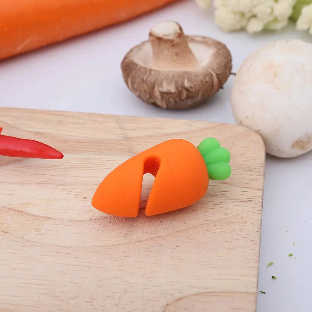 Cross Border Silicone Small Carrot Pot Cover Gadgets Raise Overflow Prevention Kitchen Accessories Cooking Tools