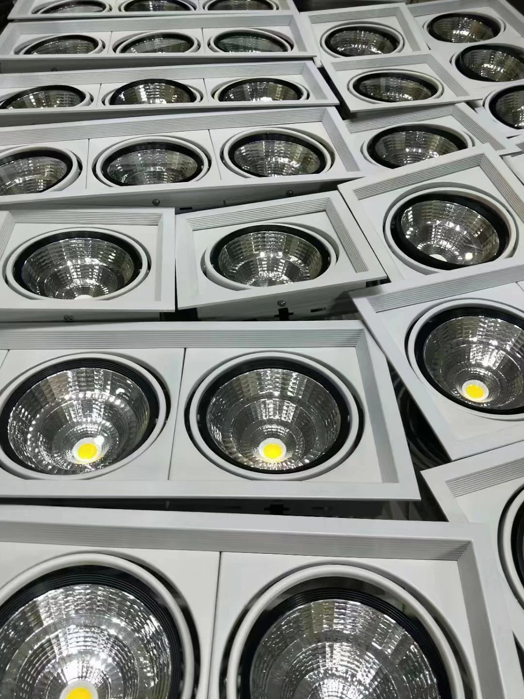 square downlight (5).jpg