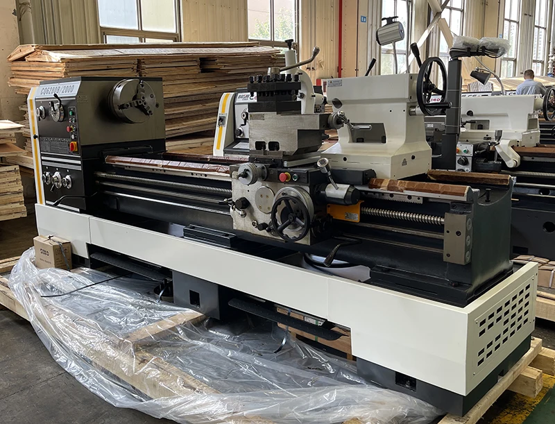 CQ6280B Horizontal Gap Bed Big Bore Lathe high speed metal cutting manual Lathe Machine