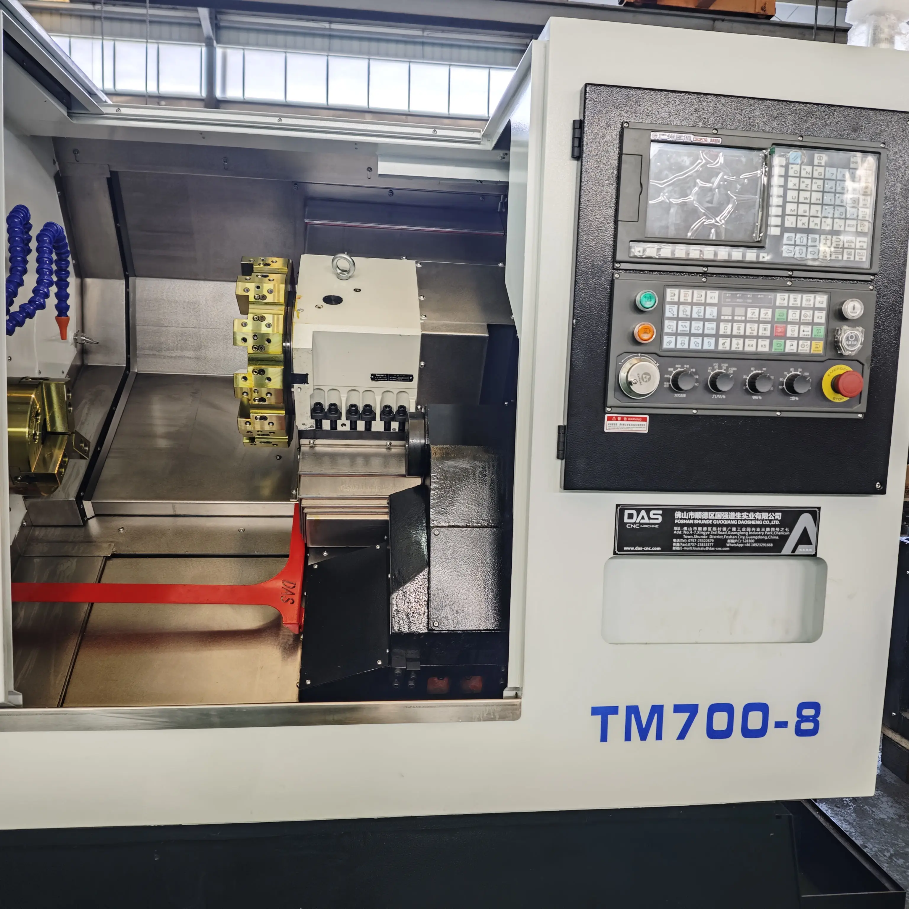 DAS TM700-8 3-Axis CNC Milling Machine with Coolant System for Aerospace Parts supplier