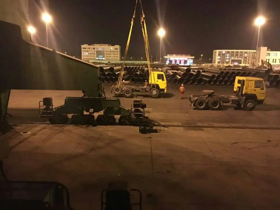 Low price prime mover truck tractor head 30 tons 6x4 sino china truck from China supplier