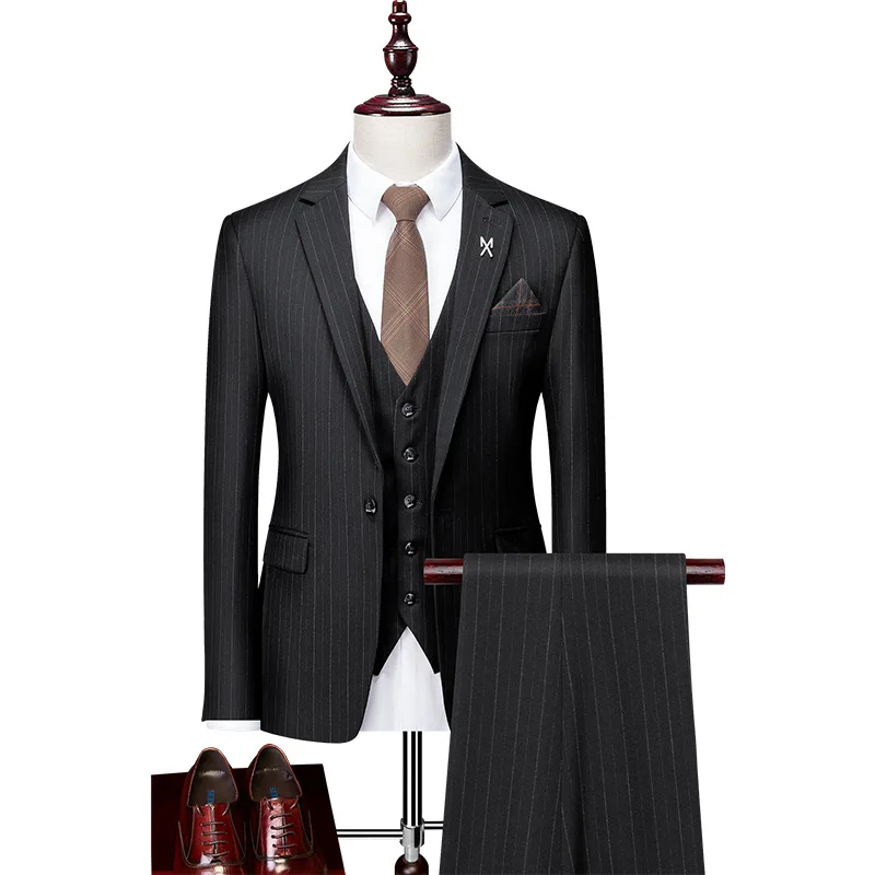 Custom Luxury Men's Striped Business Blazers Groom's Wedding Dress 3 Pieces Men's Slim Suits