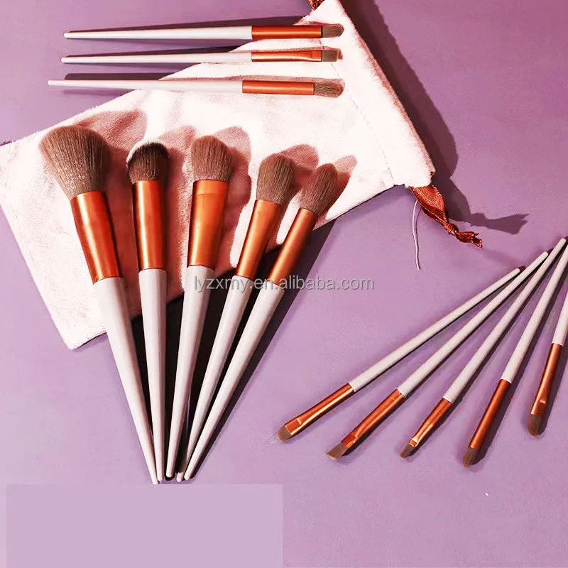 2023 custom logo makeup brush 13 pieces highlight powder blush makeup brushes set with bag sample dedicated brushes original