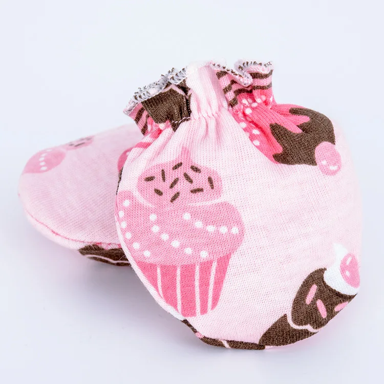 New Fashion High Quality Printed Baby Mittens Scratch Protective Newborn Baby Mittens Buy Newborn Baby Mittens Baby Mittens Newborn Baby Mittens Scratch Product On Alibaba Com