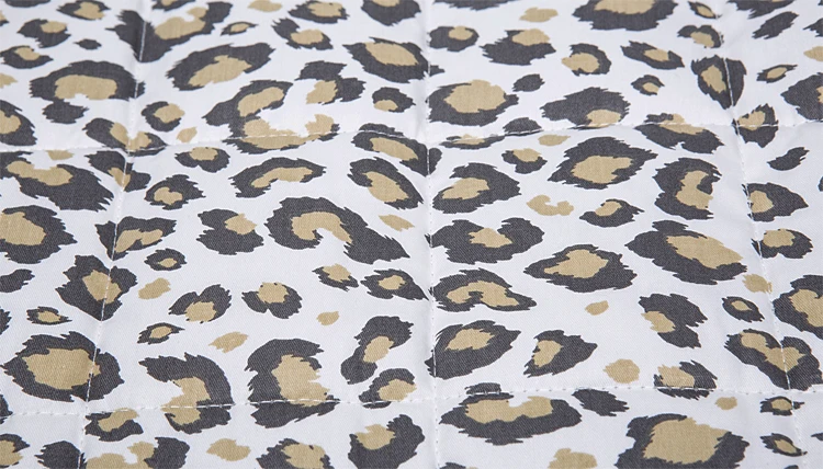 Printed Leopard Cotton Adults Weighted Blanket 7 layers Anti Anxiety Blanket