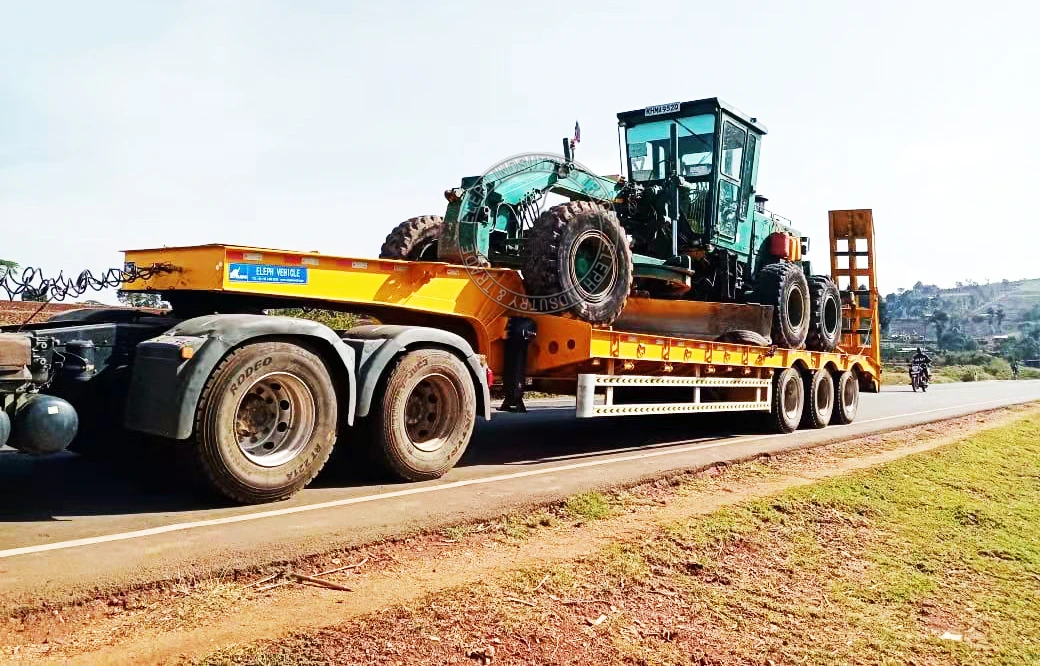 3 axles lowbed2.jpg