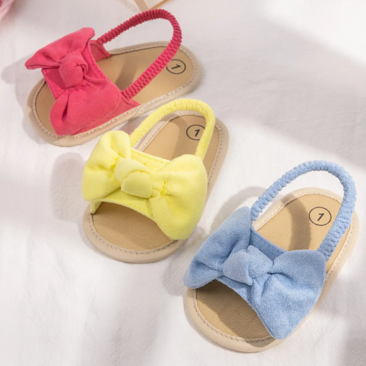 New Fashion Little Bow Girls Soft Sole Sandals Breathable and Anti-Slippery for Indoor Use Newborn Baby Girl Sandals Slippers supplier