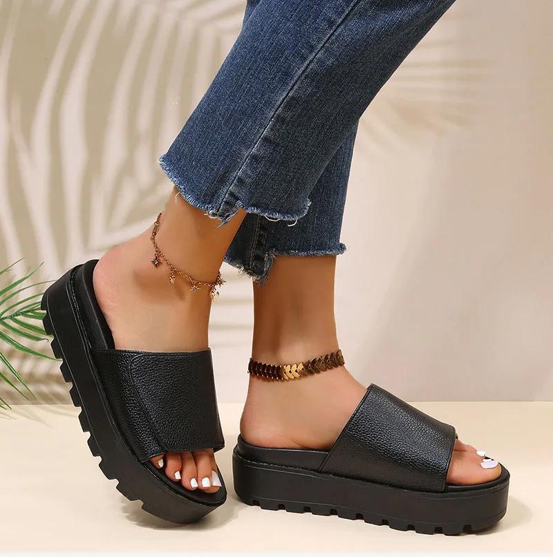 WOMEN SANDAL (1).jpg