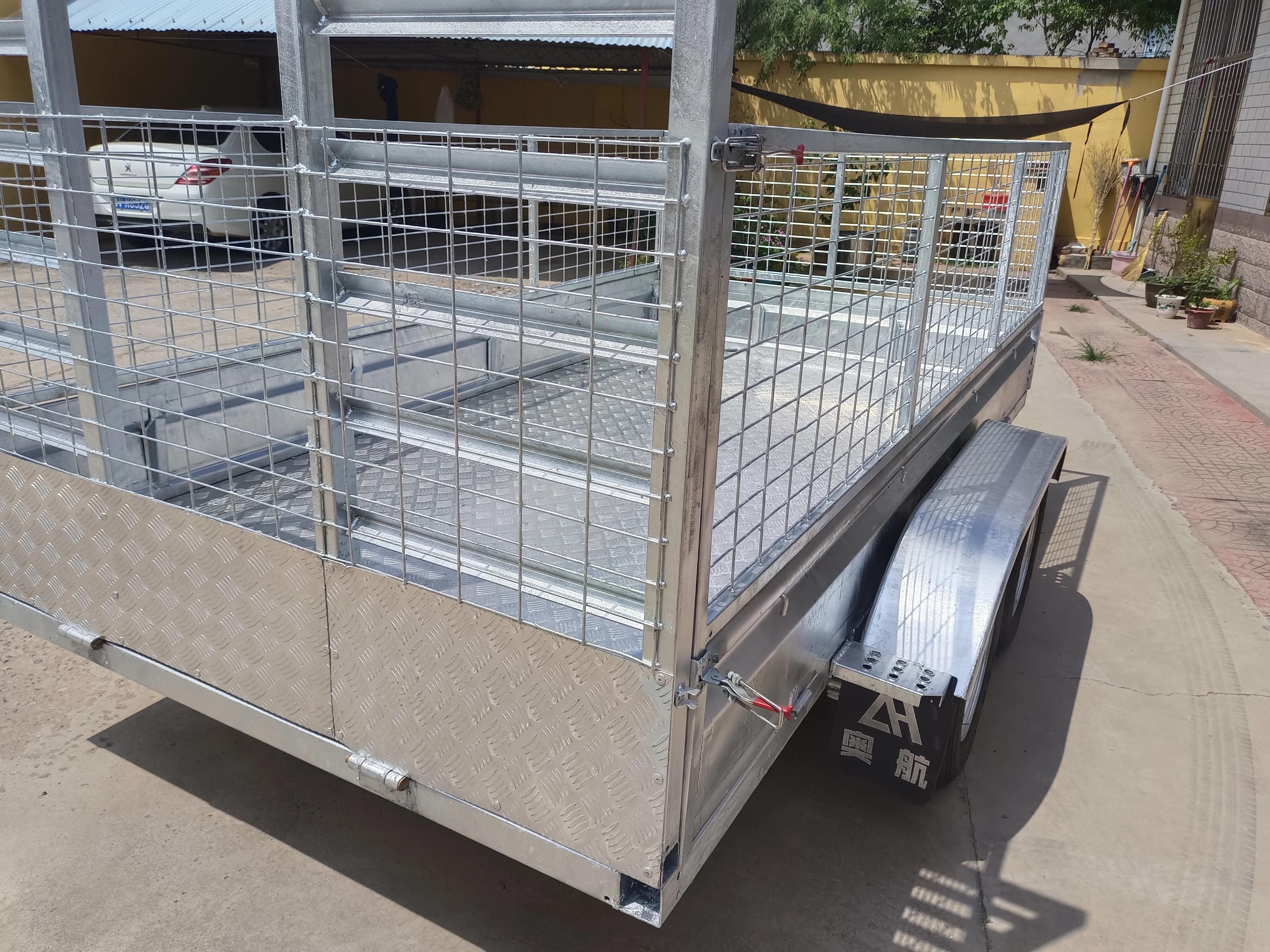 X X X X X Tandem Axle Box Trailer With Hot Dip Galvanized