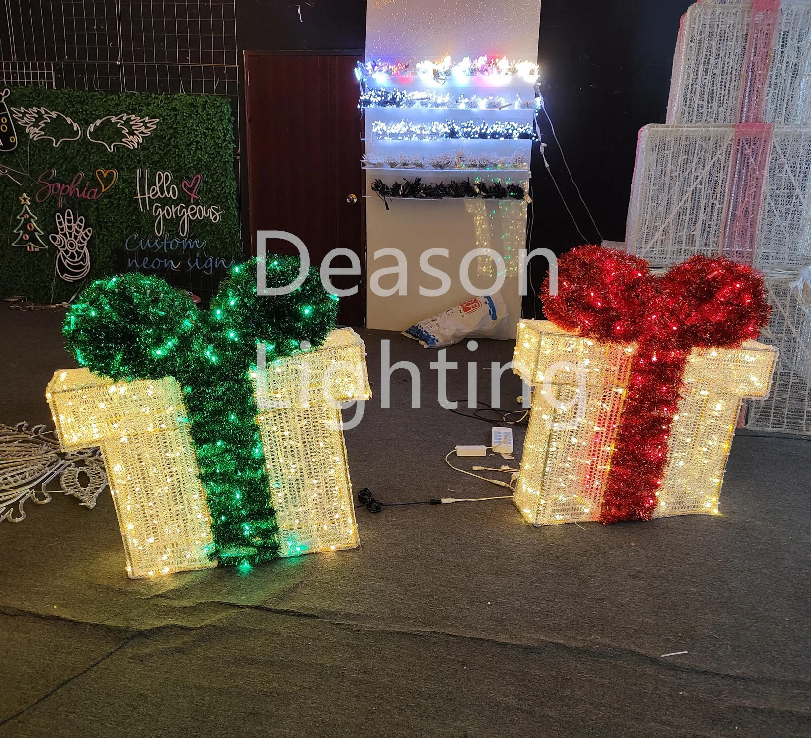 Lighted christmas gift boxes 4