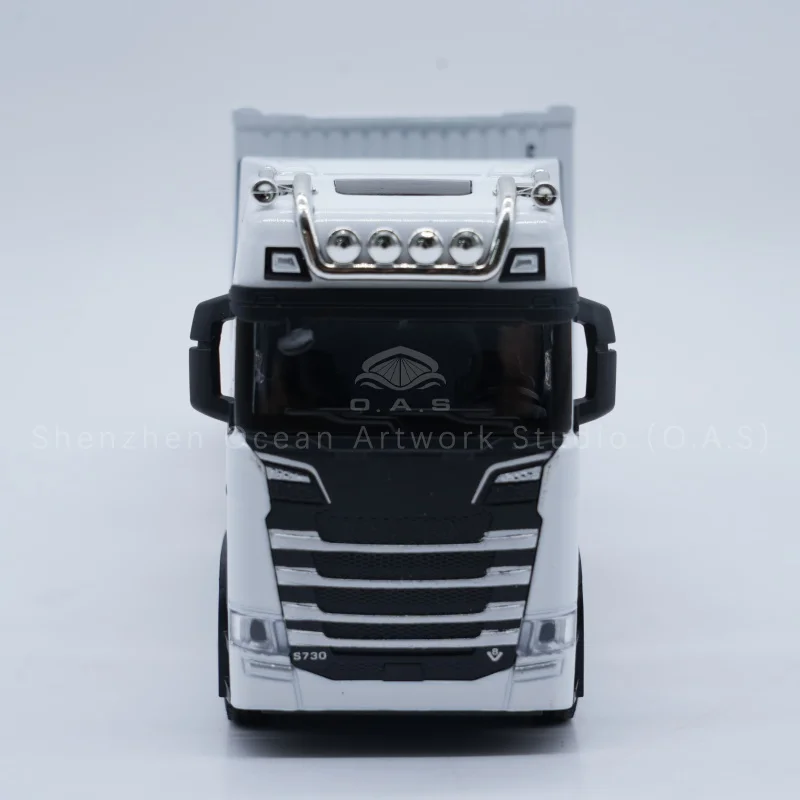This premium EMS truck model is crafted from durable alloy material. Custom production is available for your brand. Great as business gifts, office ornaments and exhibition displays. We support bulk product wholesale for logistics and freight enterprises worldwide.Amber@vesselmodel.com Tel: +86 18038048785