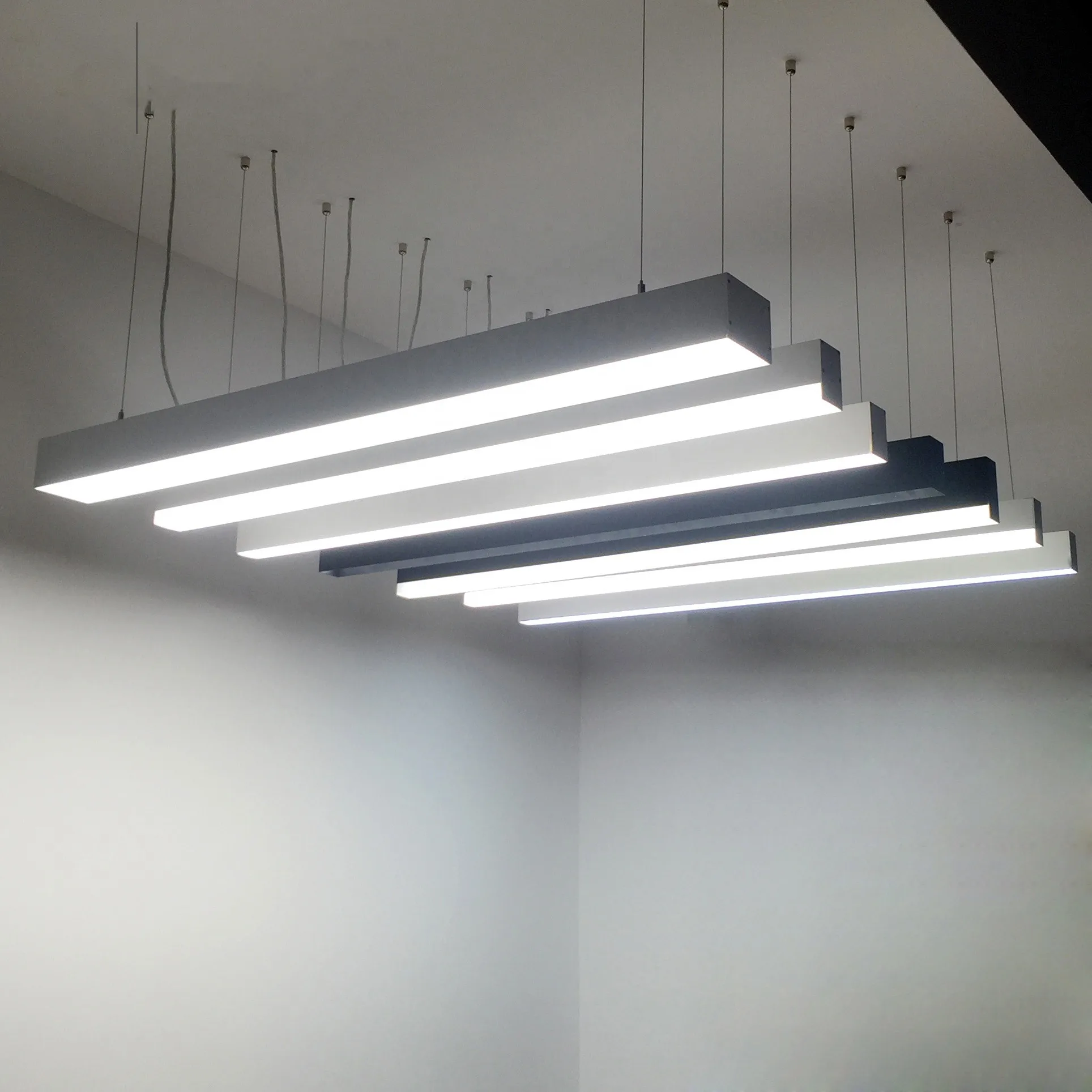 Surface Mounting Suspending Linear Light Led Strip 6063 T5 Alu Channel