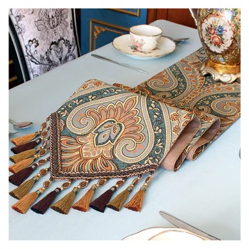Wholesale price beautiful upscale European style luxury American jacquard chenille table runner fall wedding hotel banquet