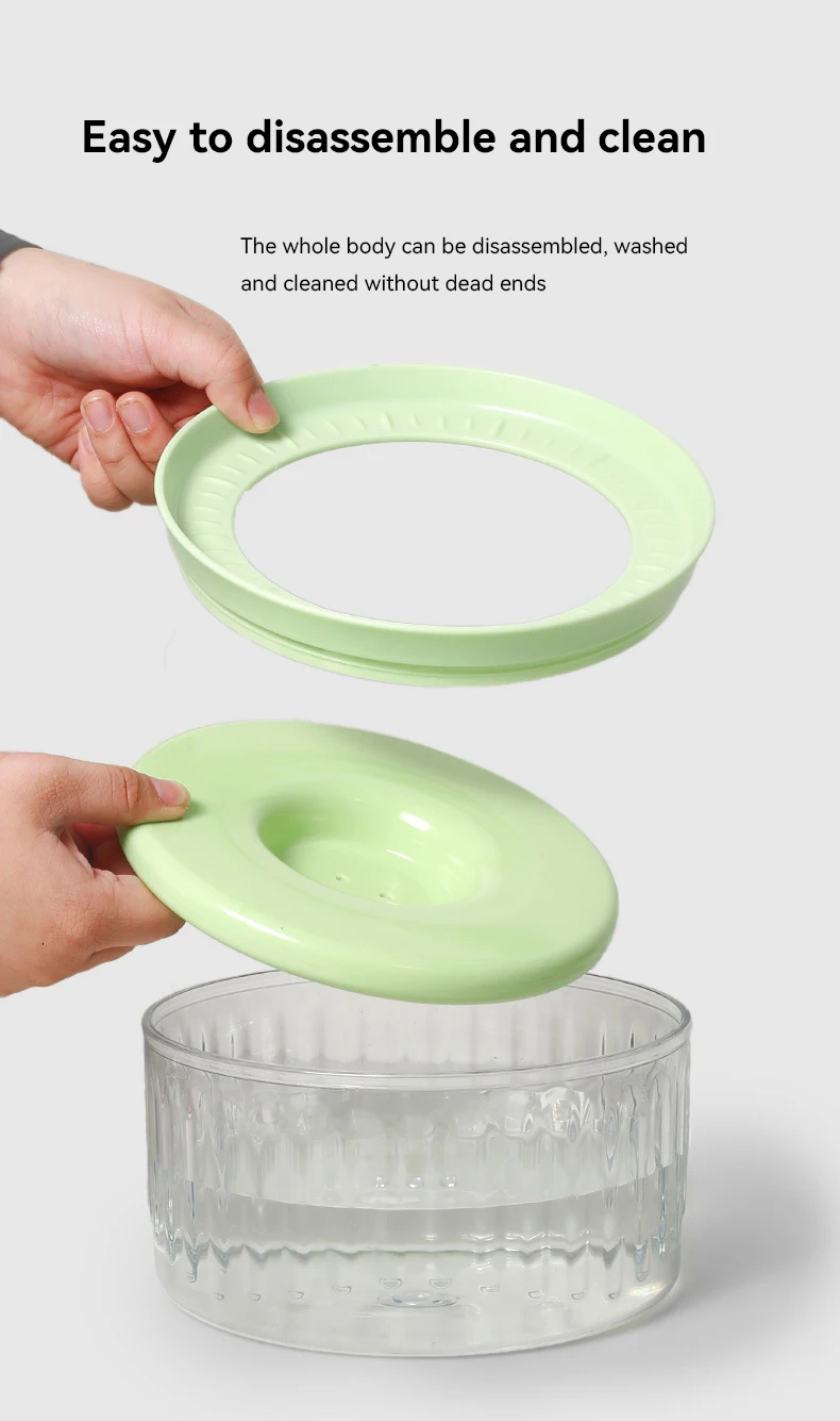 New high quality pet big capacity water dispenser to prevent jaw wetting pets floating water bowl pet supplies supplier