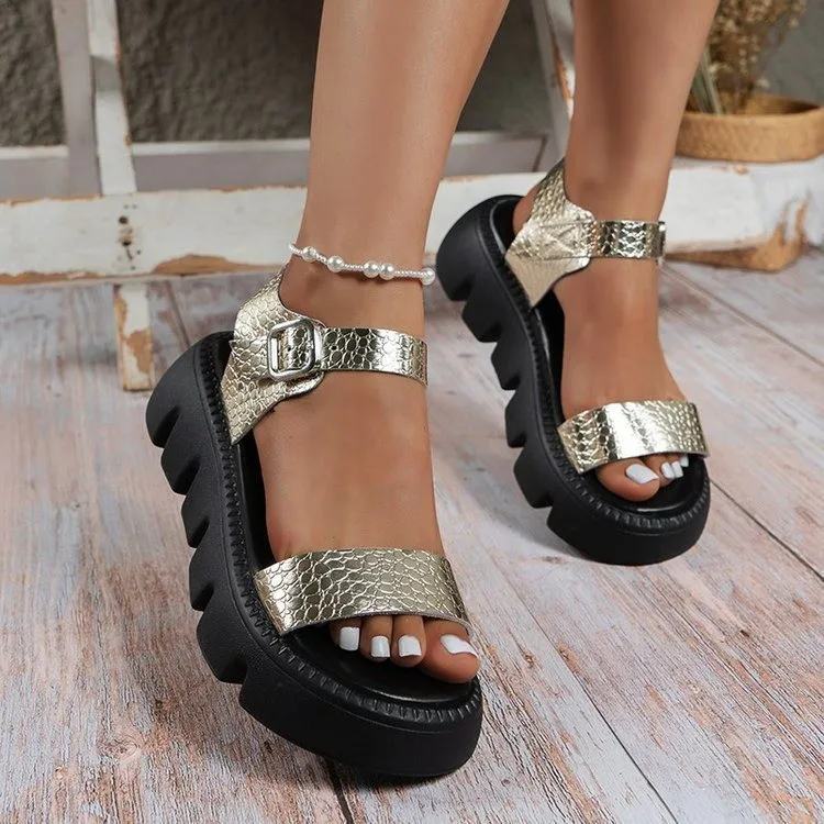 2024 Trendy Designer Sandales Womens Square Open Toe Flat Sandals Slip On Mule Slides Strap Slipper