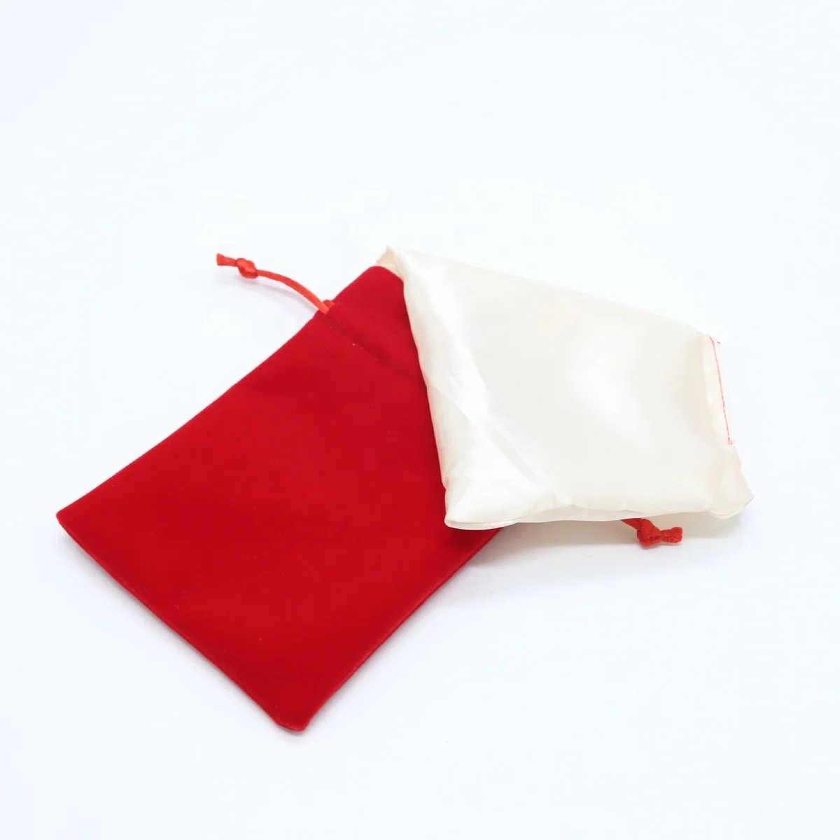 Hot Sale Velvet Gift Bag Watch Pouch With Drawstring Reusable Velvet Ring Earring Jewelry Pouch