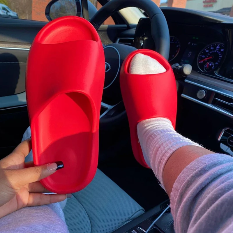 Pink Yeezy Slides Red Pink Yezzy Slides 
