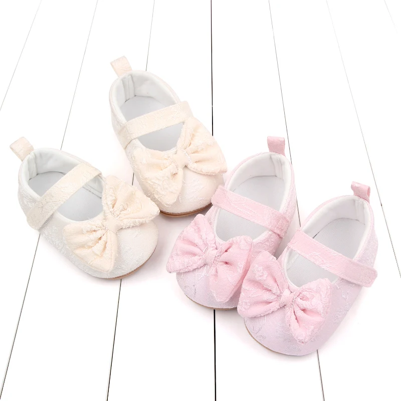 Spring and Autumn Embroidered Bow Soft Soled Non-slip Baby Toddler Shoes for Girls factory