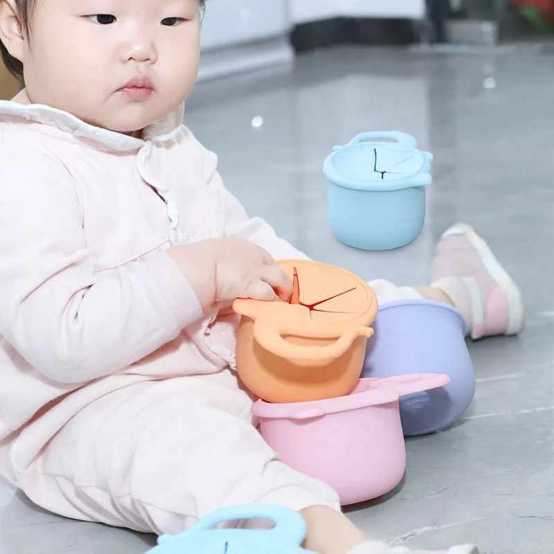 Non Toxic Safety Leak Proof Silicone Kids Snack Cup Food Grade Silicone Baby Snack Bowl