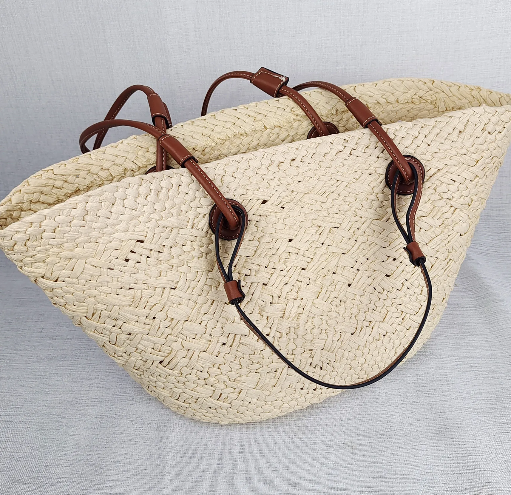 2023  New Design Ladies Fashion Handbag beach bag Bohemian handmade large Woven straw tote bag  fashion ladies