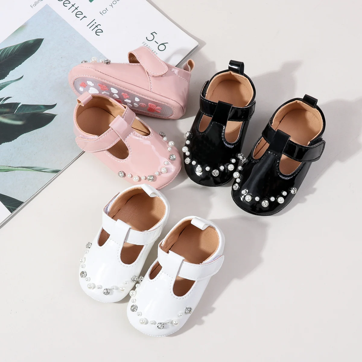 Beautiful Rhinestone Decoration Design Solid Leather Princess Girls Shoes for Babies 0-12 Months factory
