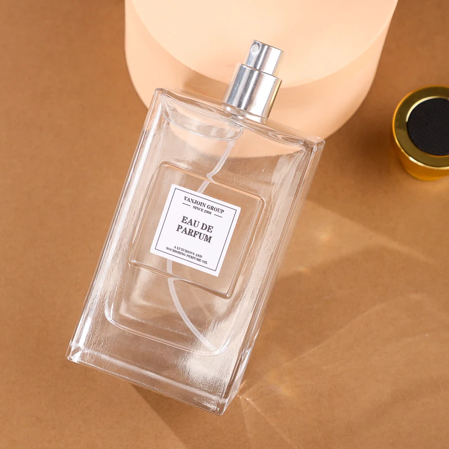 Luxury Vintage 30ml 50ml 100ml Empty Flat Square Glass Sprayer Pump Perfume Bottle With Aluminum Gold Cap