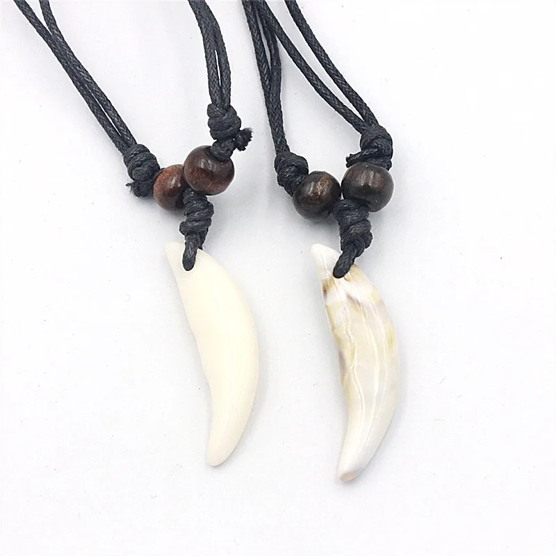 wolf teeth necklace (1).jpg