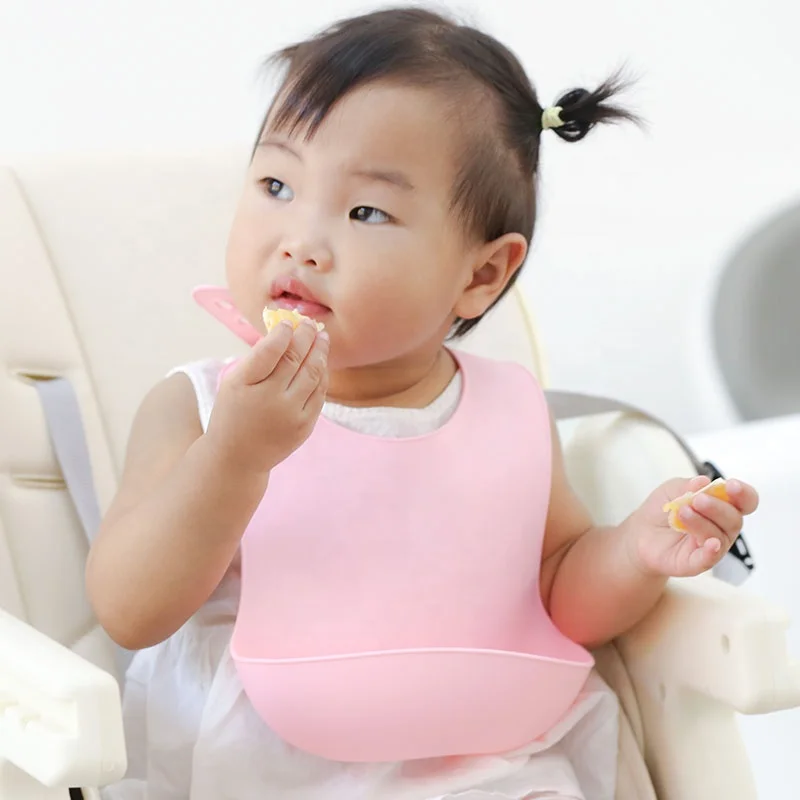 Hot Sale Silicone Bib Food Grade BPA Free Easily Clean Baby Bib Chew Baby Teether for Bib