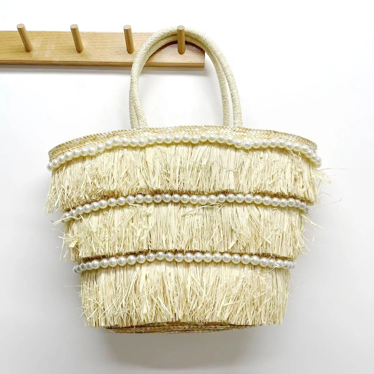 HUAYI 2024 wholesale custom woven women pearl straw paper summer basket bag beach large tote handbag with pearls