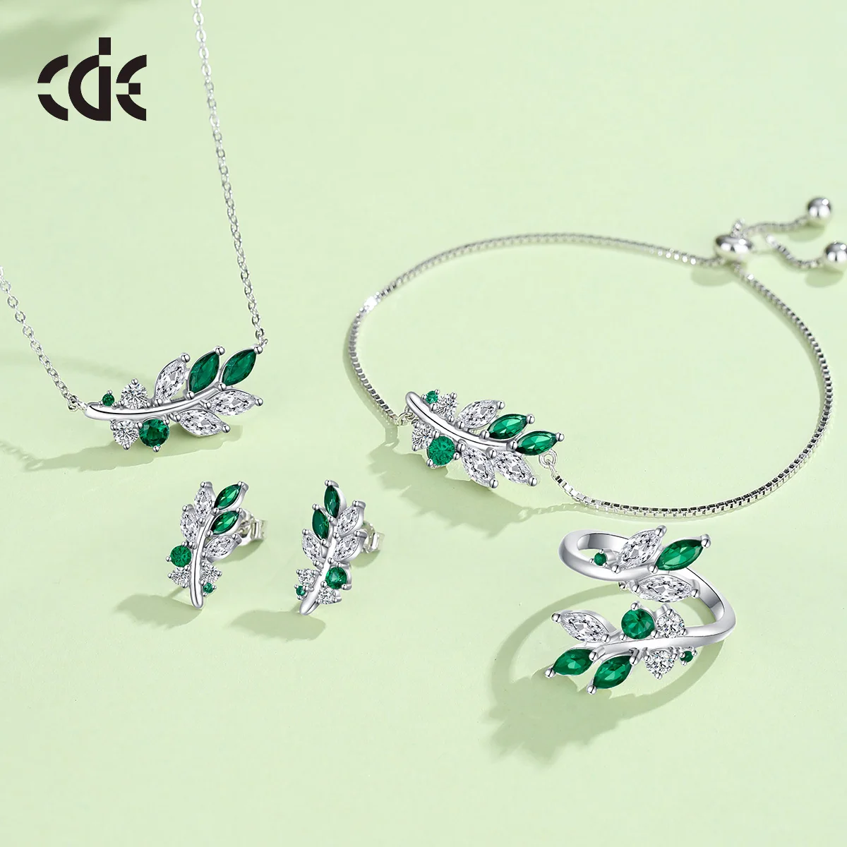 CDE YN1022 Fashion Jewelry 925 Sterling Silver Necklace Leaf Shaped 2023 DIY Cubic Zirconia Necklace Emeralds Necklace For Women