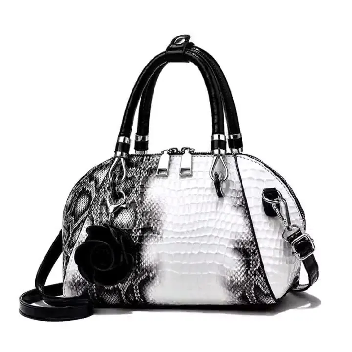 Snake Grain Handbags For Women Luxury Pu Fashion Women Bags Flower Pendant Ladies Hand Bag Handbags
