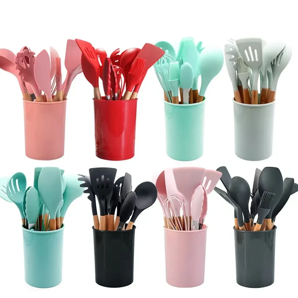 Hot Selling 12 Pieces Set Kitchen Utensils Wooden Handle Silicone Cooking Spoon Spatula Kitchen Tool Set